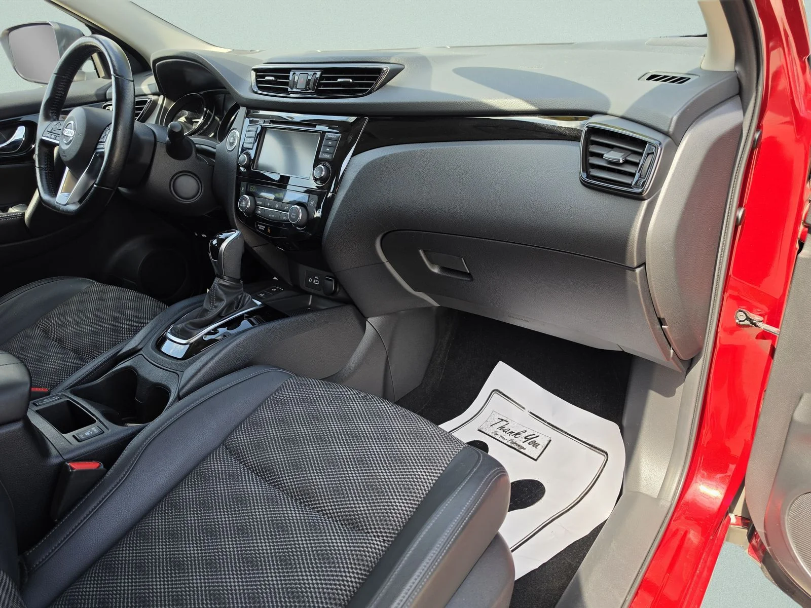 Used 2022 Red Nissan SV image 14