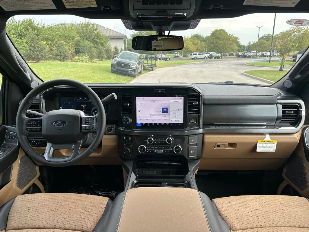 New 2027 Silver Ford Lariat image 4