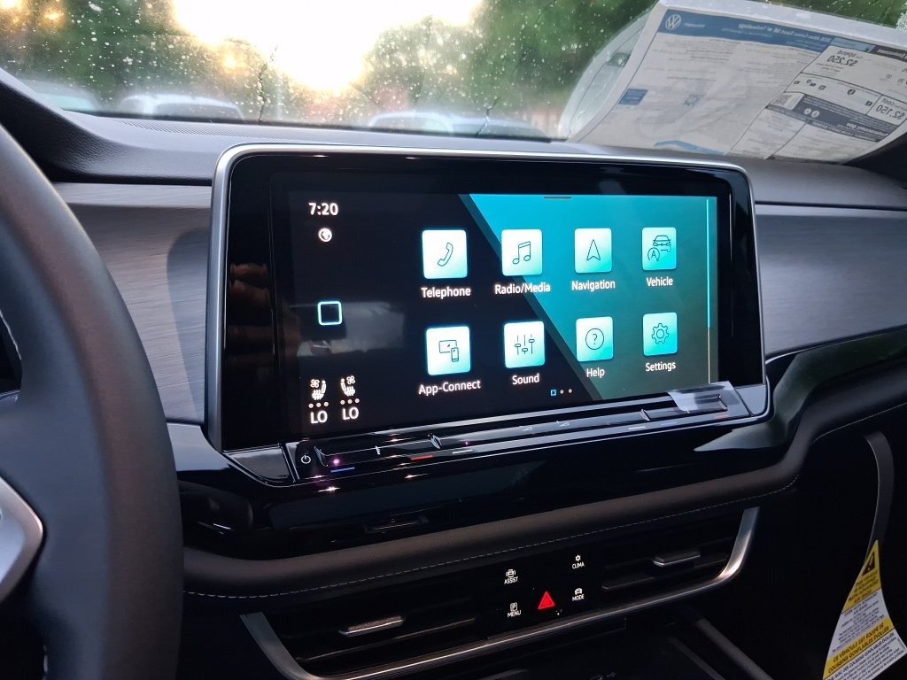 New 2026 Black Volkswagen SE w/Technology image 11