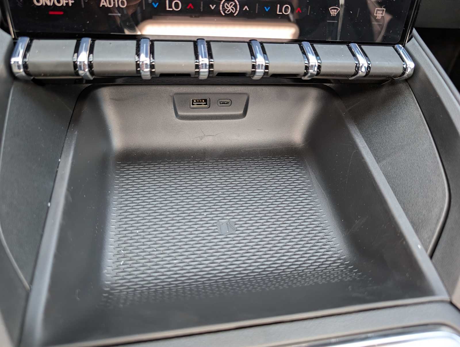 New 2027 Sterling Metallic GMC Denali image 24