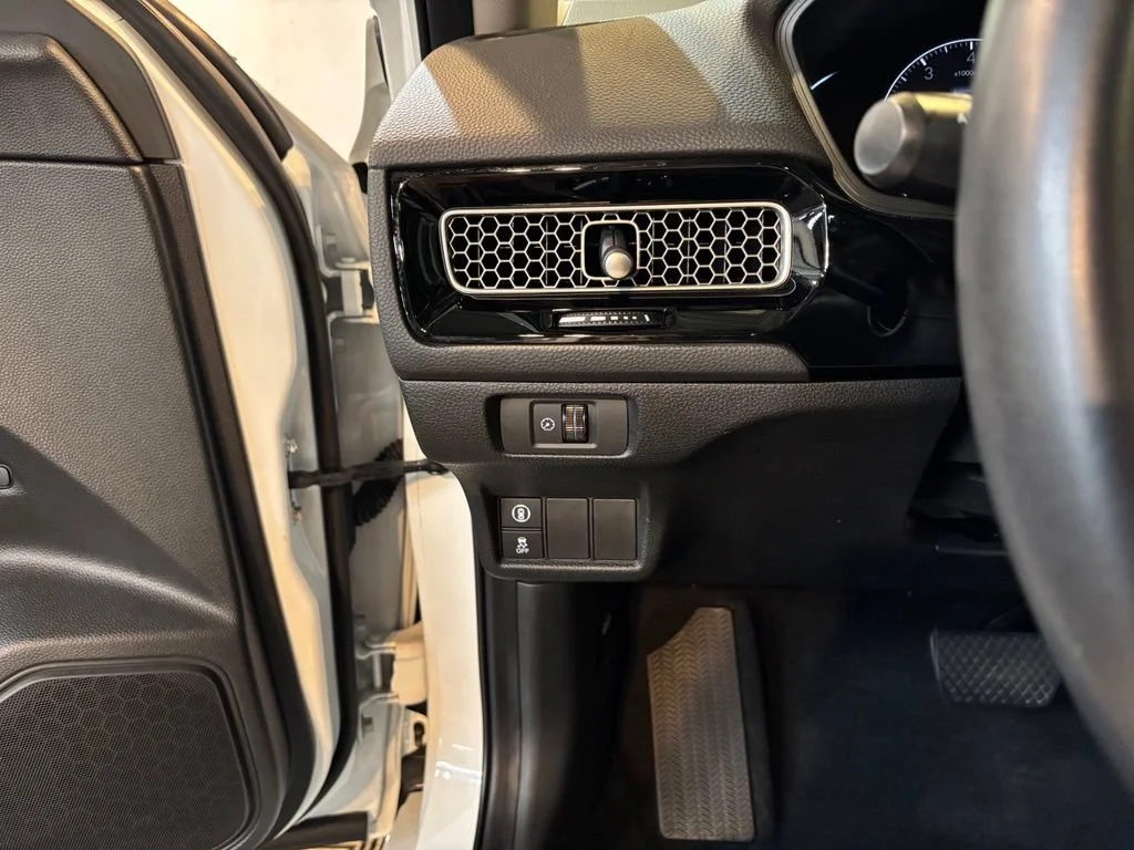 Certified Used 2022 Platinum White Pearl Honda EX image 43