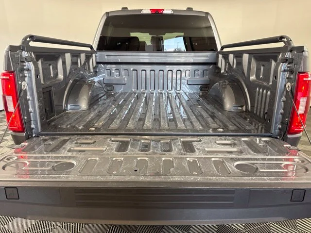 Used 2021 Gray Ford XLT image 21
