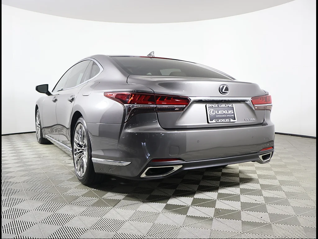 Used 2020 MANGANESE LUSTER Lexus Base image 4