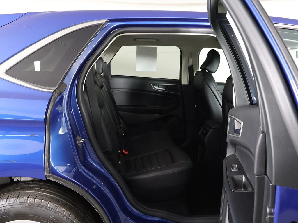 Used 2024 Blue Ford SEL image 28