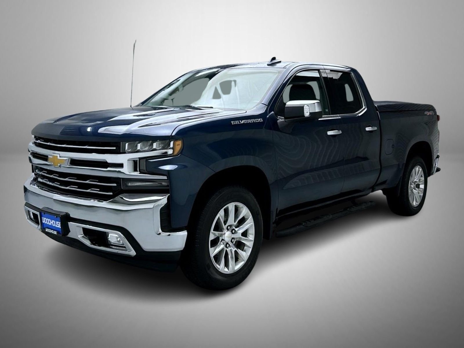 Used 2020 Blue Chevrolet LTZ image 1