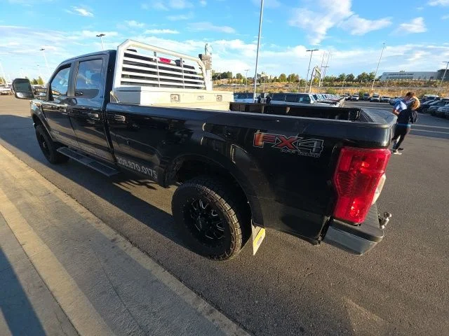 Used 2020 Black Ford XL image 15