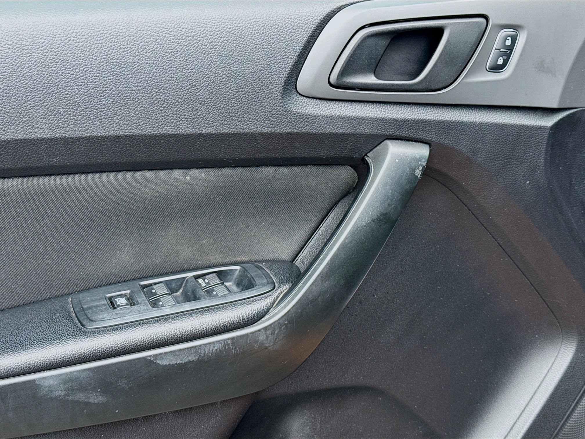 Used 2019 Saber Metallic Ford XL image 20
