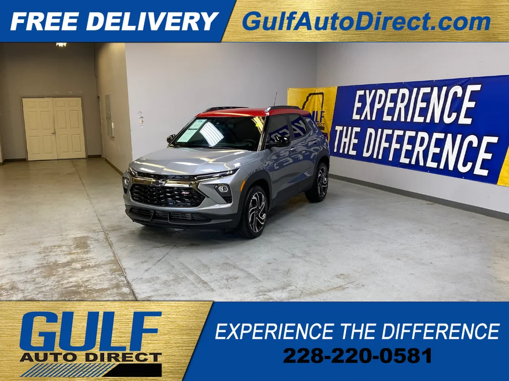 Used 2026 Gray Chevrolet RS image 4