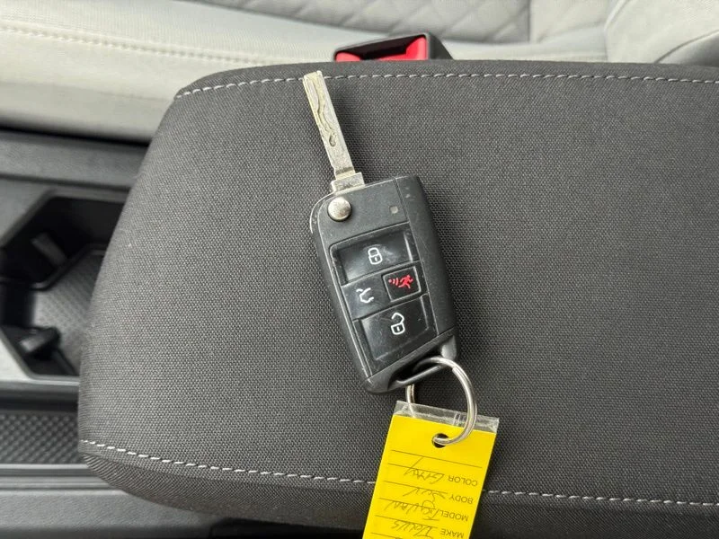 Used 2019 Gray Volkswagen 2.0T S image 36