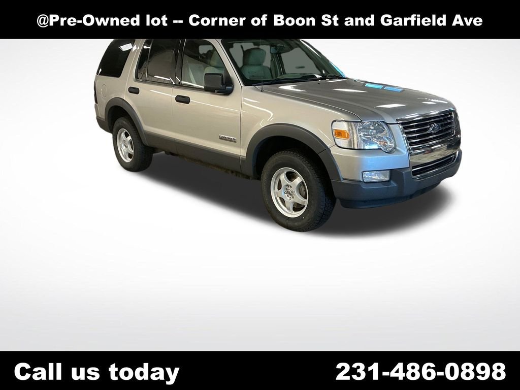 Used 2006 Silver Ford XLT image 7