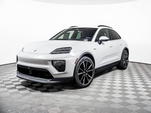 2026 Porsche Macan 4 Electric