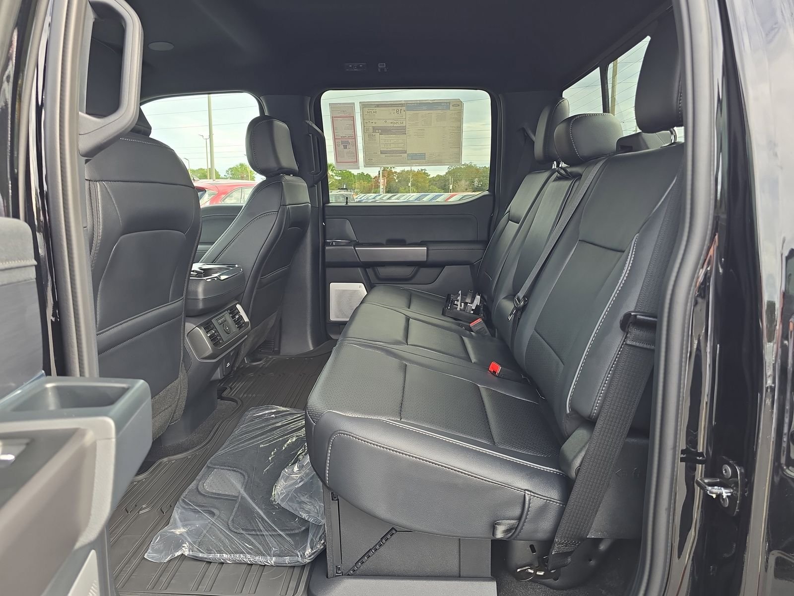 New 2025 Agate Black Metallic Ford Lariat image 12