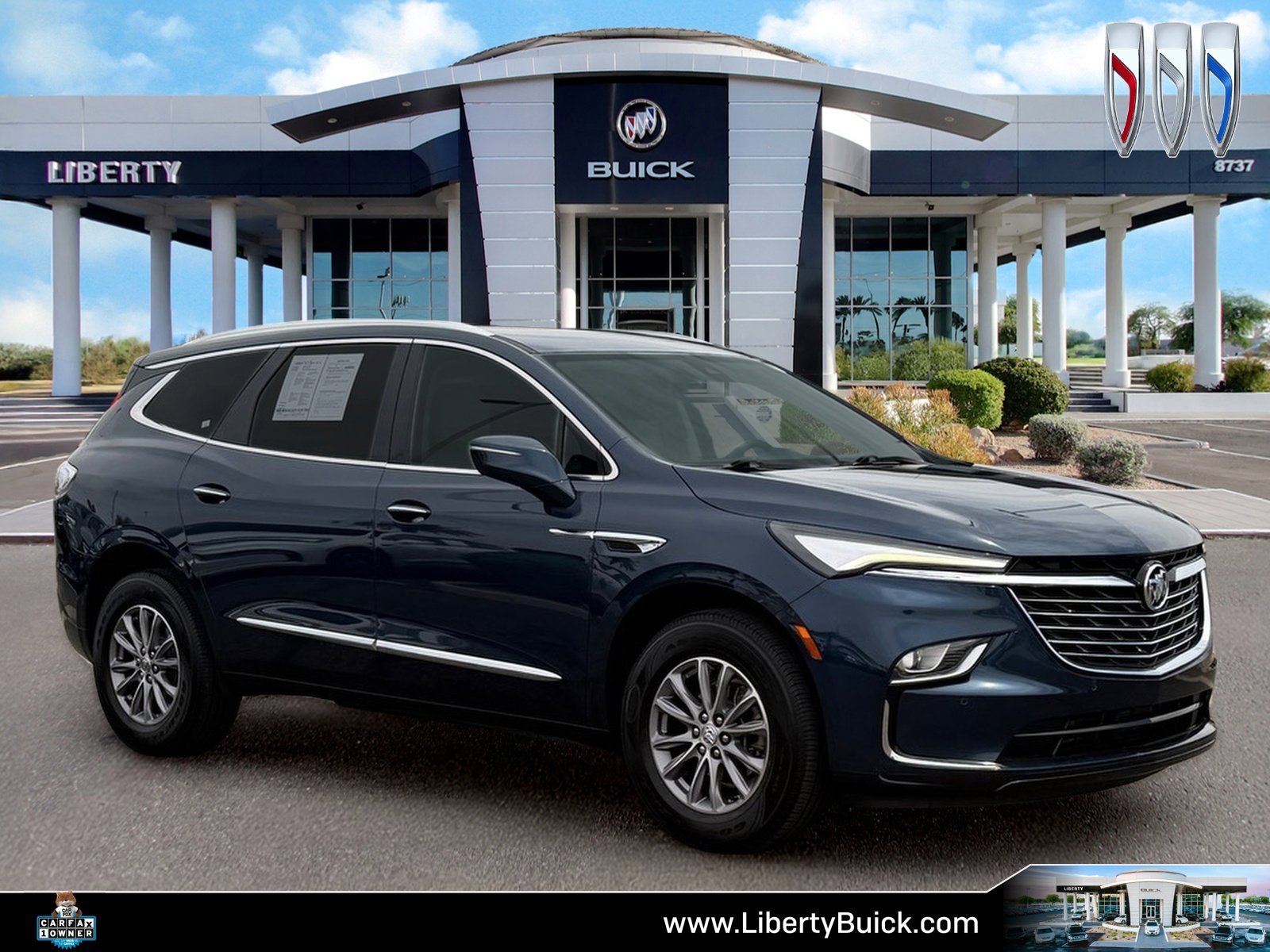 2023 Buick Enclave Essence's photo