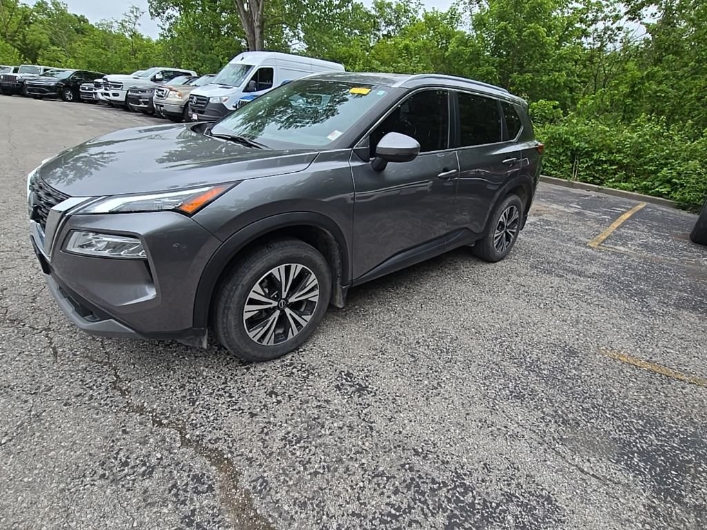 Used 2022 Nissan Rogue SV with VIN JN8BT3BB0NW336398 for sale in Kansas City