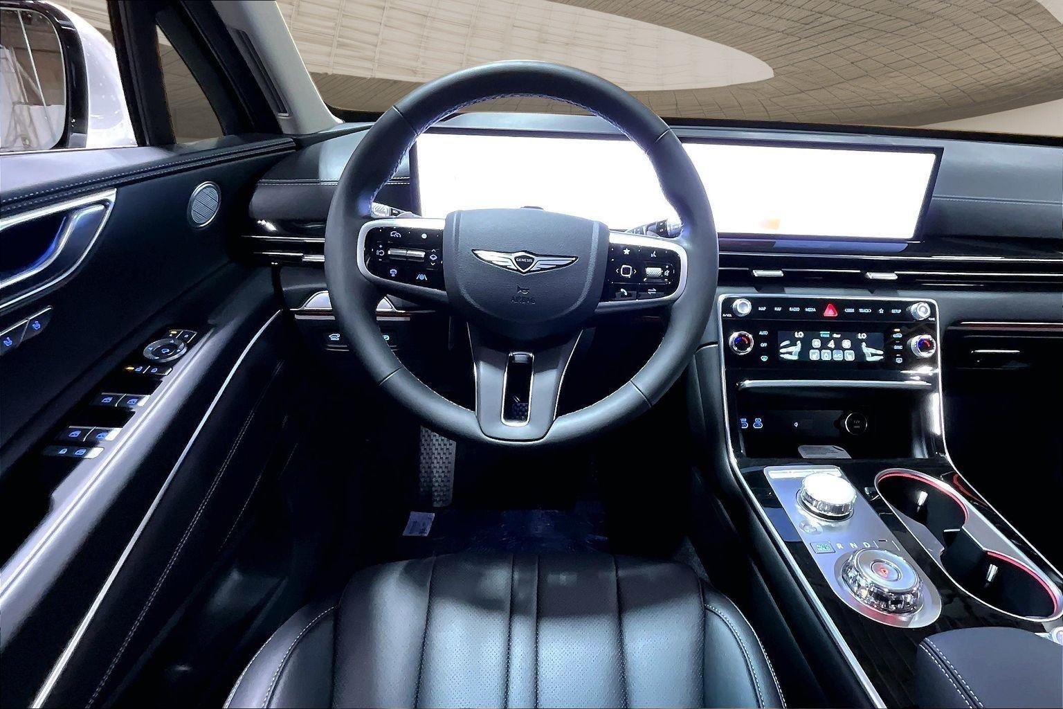 New 2026 Uyuni White Genesis 2.5T image 21