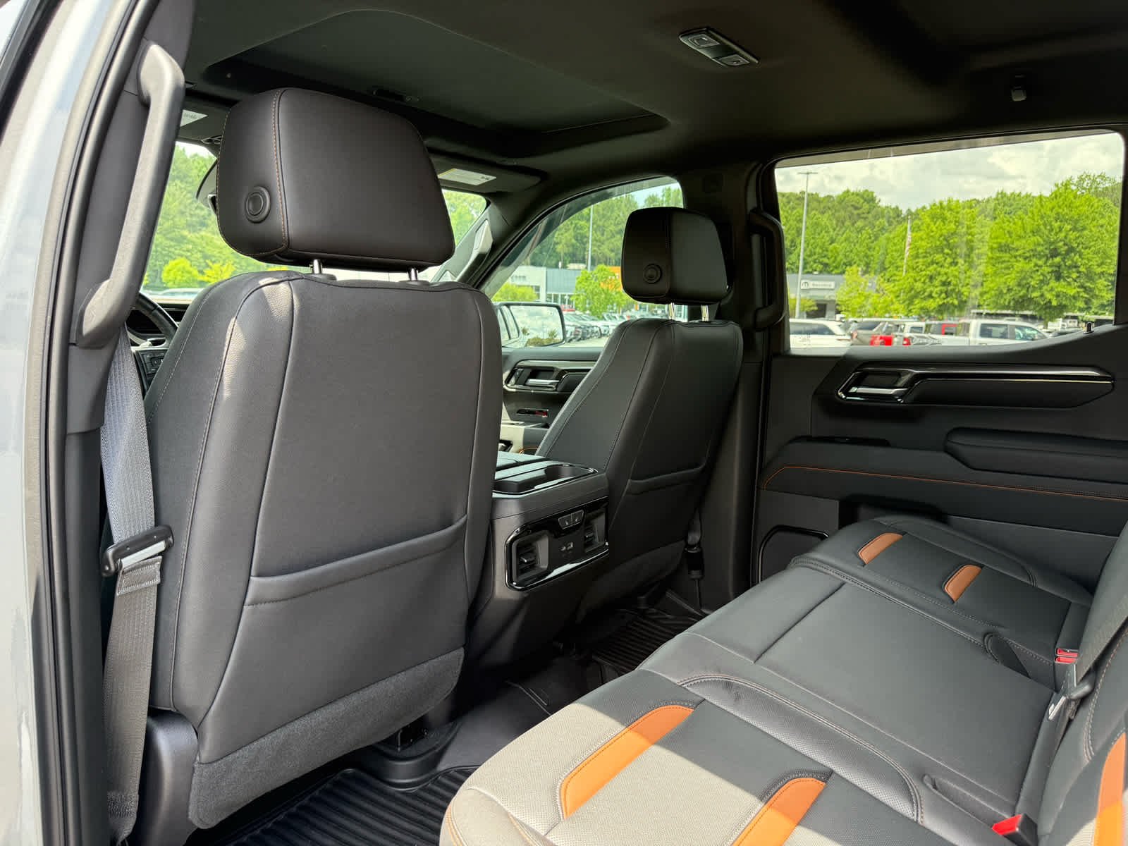 Used 2023 Sterling Metallic GMC AT4 image 25