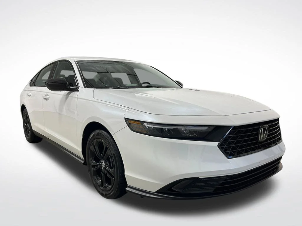 Used 2025  Honda SE image 9