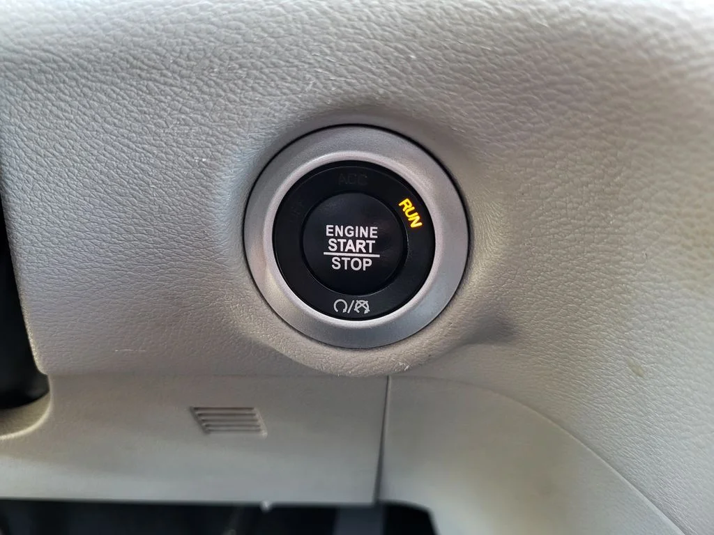 Used 2023 White Chrysler LX image 17