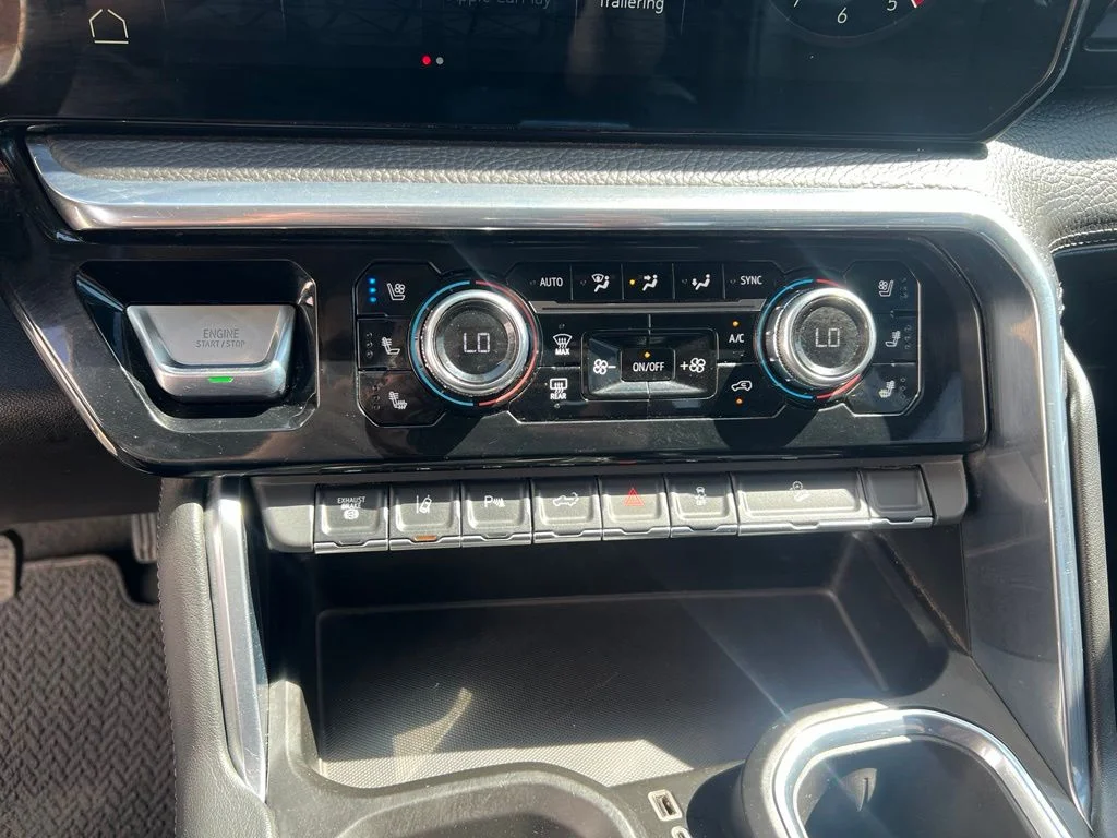 Used 2024 White Frost Tri-Coat GMC Denali image 12
