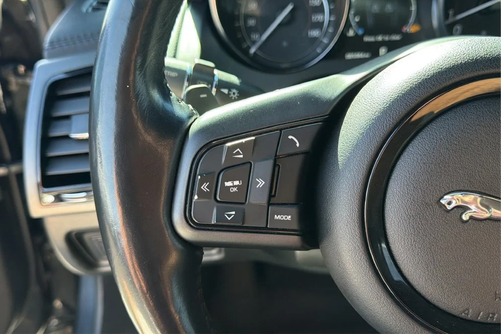 Used 2017 Gray Jaguar Premium image 21
