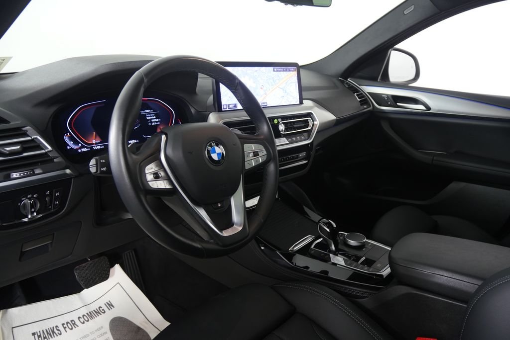 Used 2025 Mineral White Metallic BMW xDrive30i image 12
