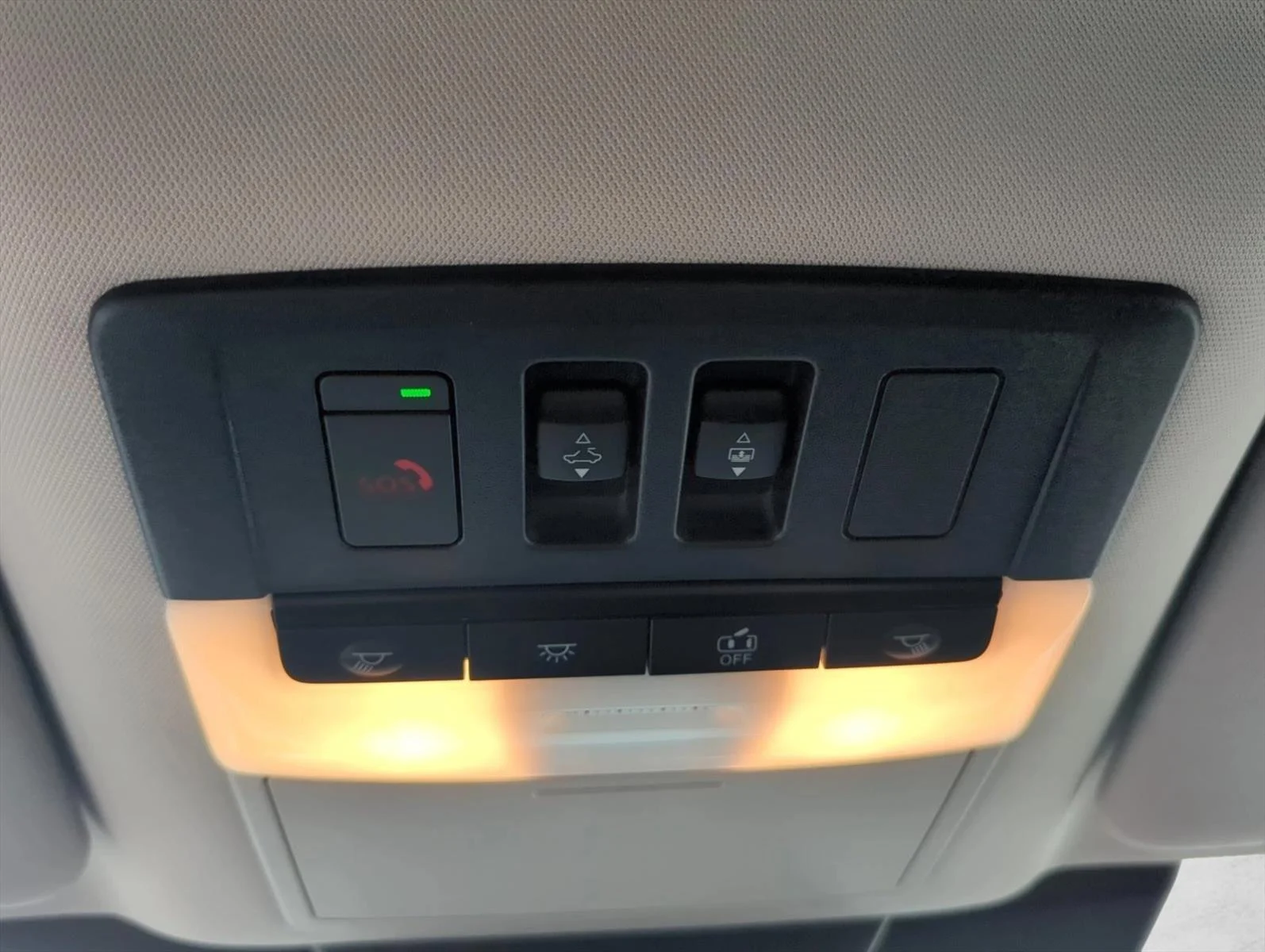 Used 2025 Deep Ocean Blue Pearl Nissan Platinum image 21