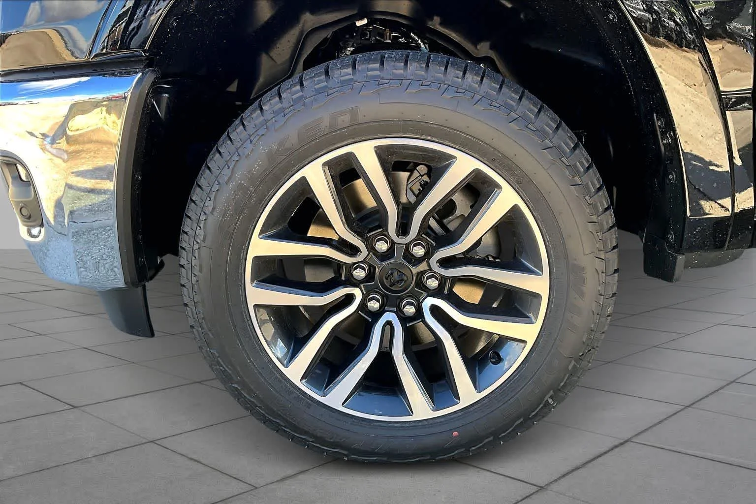 New 2026 Diamond Black Crystal Pearlcoat Ram Longhorn image 12