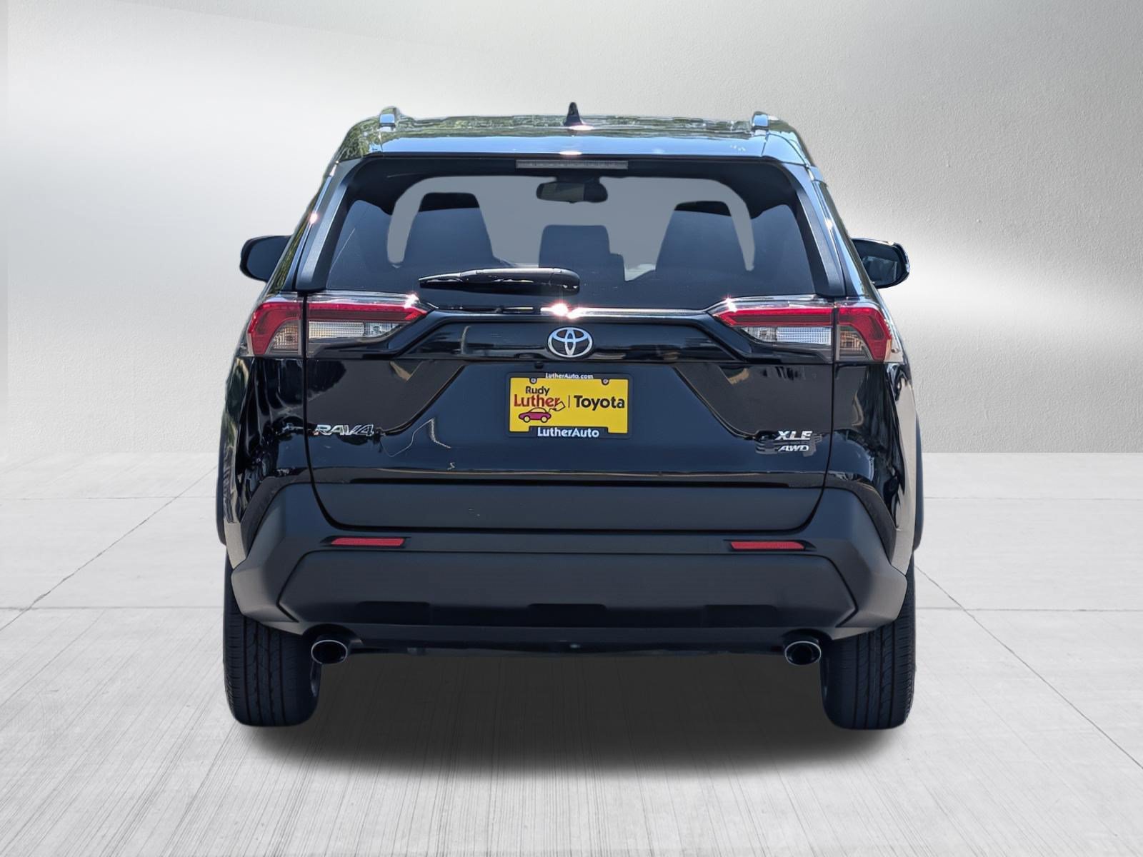 Certified Used 2019 Midnight Black Metallic Toyota XLE image 6