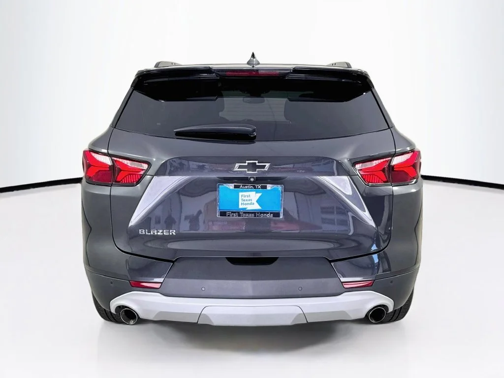 Used 2021 Iron Gray Metallic Chevrolet LT image 7