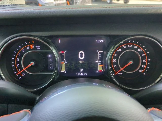 Used 2023 Black Jeep Mojave image 18