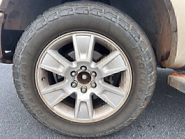 Used 2012 White Ford Lariat image 12