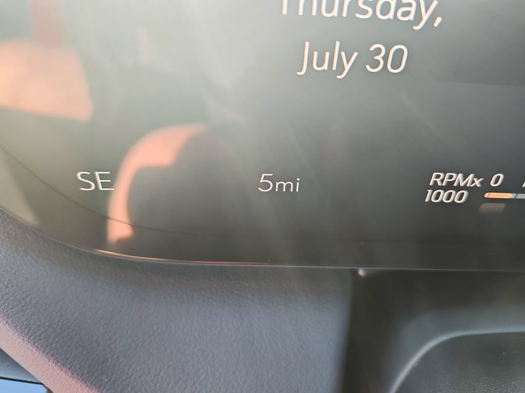 New 2026 Cherry Red Tintcoat Buick Avenir image 19