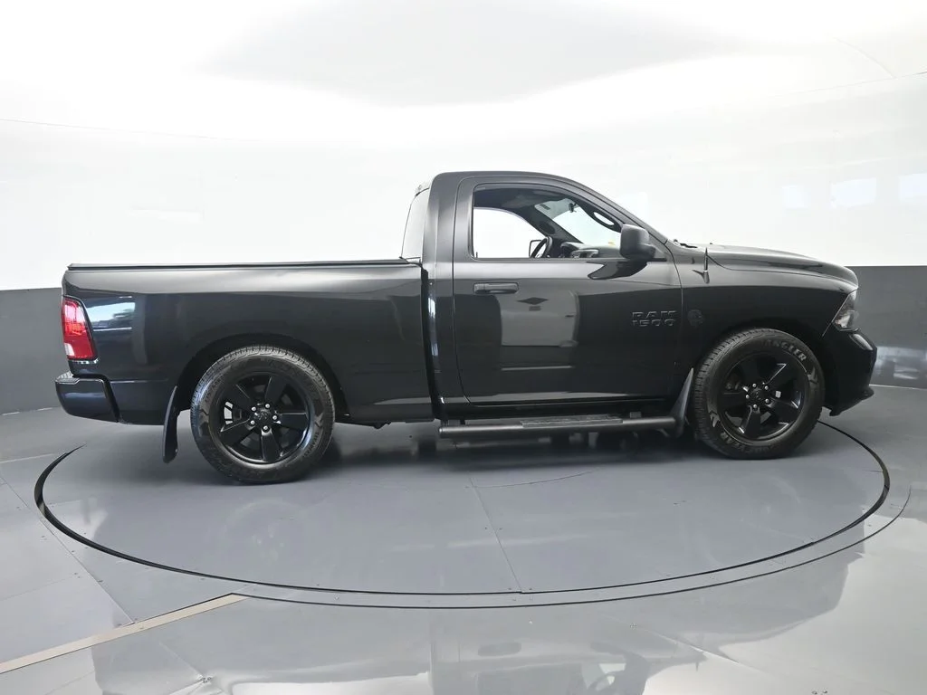 Used 2018 Brilliant Black Crystal Pearlcoat Ram Express image 7