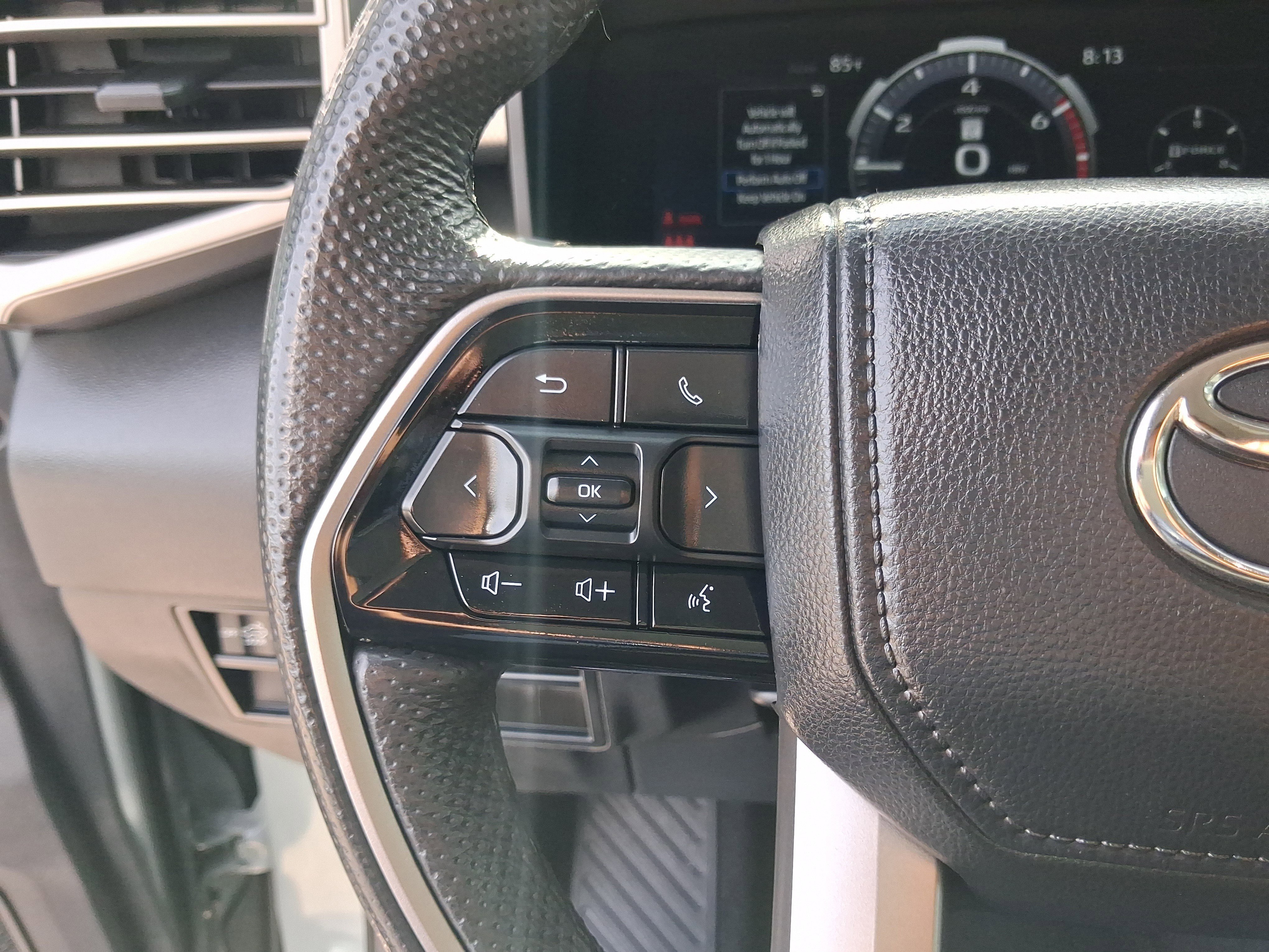 Used 2024  Toyota Limited image 20