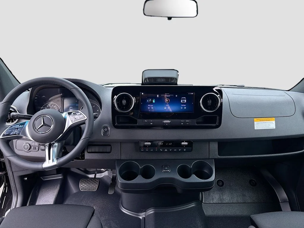 New 2026  Mercedes-Benz Passenger 170 WB image 45