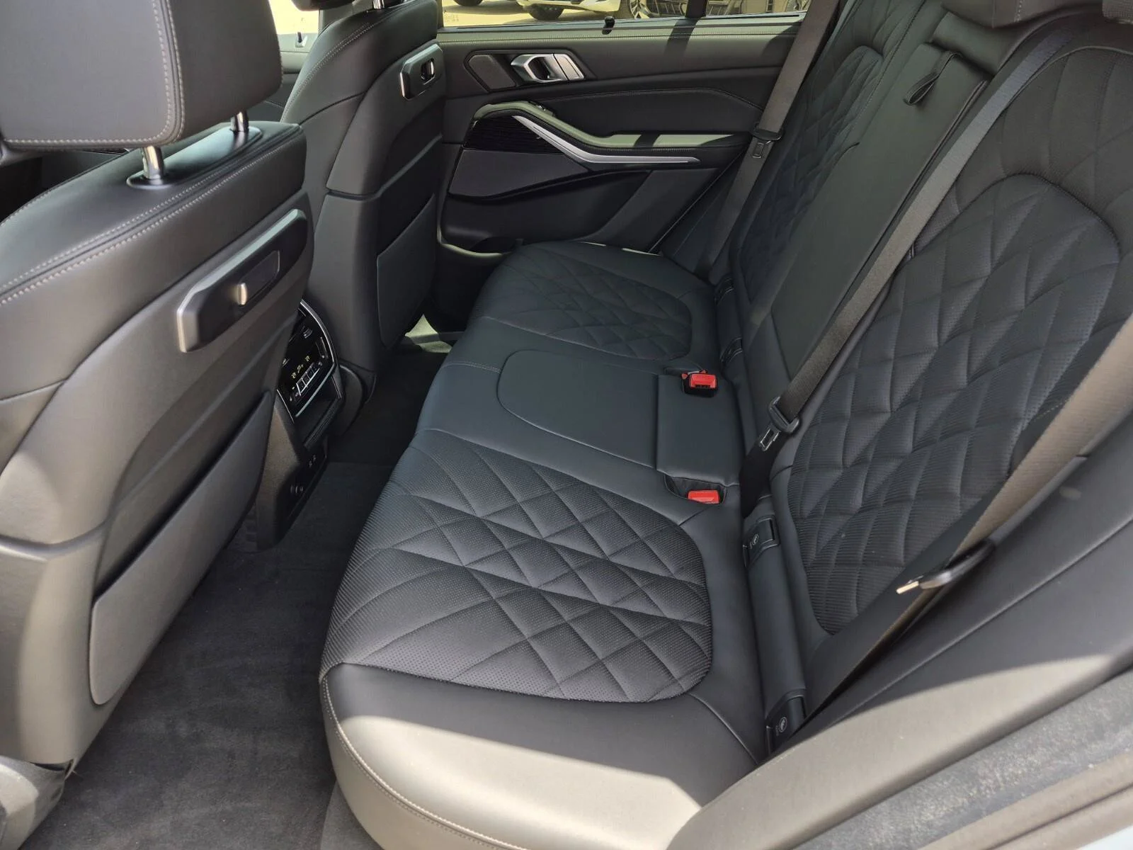 Used 2026 Brooklyn Grey Metallic BMW sDrive40i image 15