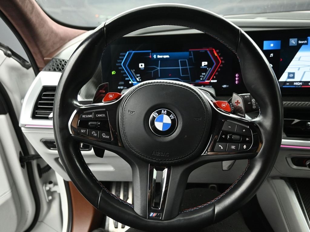2023 BMW XM - Image 18