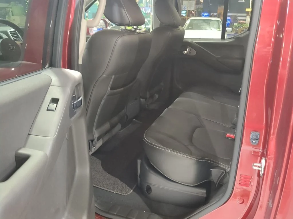 Used 2020 Red Nissan PRO-4X image 12