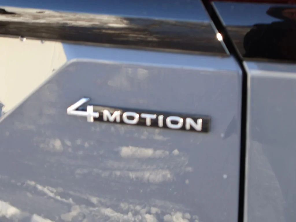 New 2026 Gray Volkswagen 2.0T Peak Edition image 38