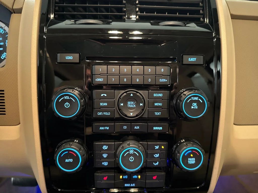 Used 2011 Gold Ford Limited image 28