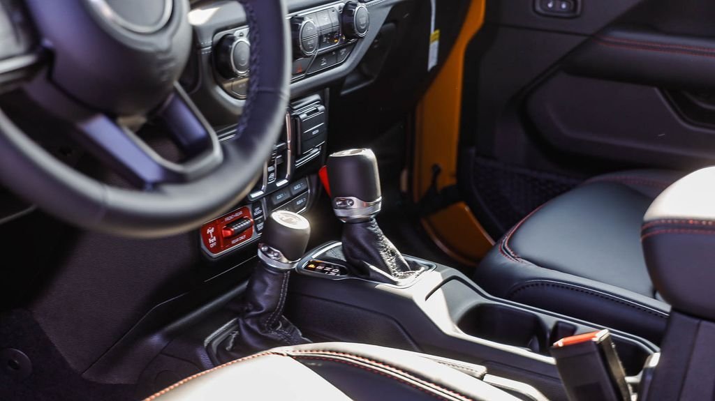 New 2026 Goldilocks Jeep Rubicon image 24