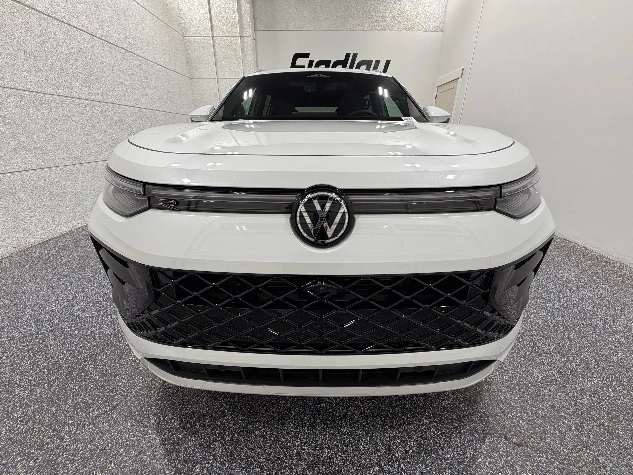 New 2026 White Volkswagen SEL R-Line Turbo image 11