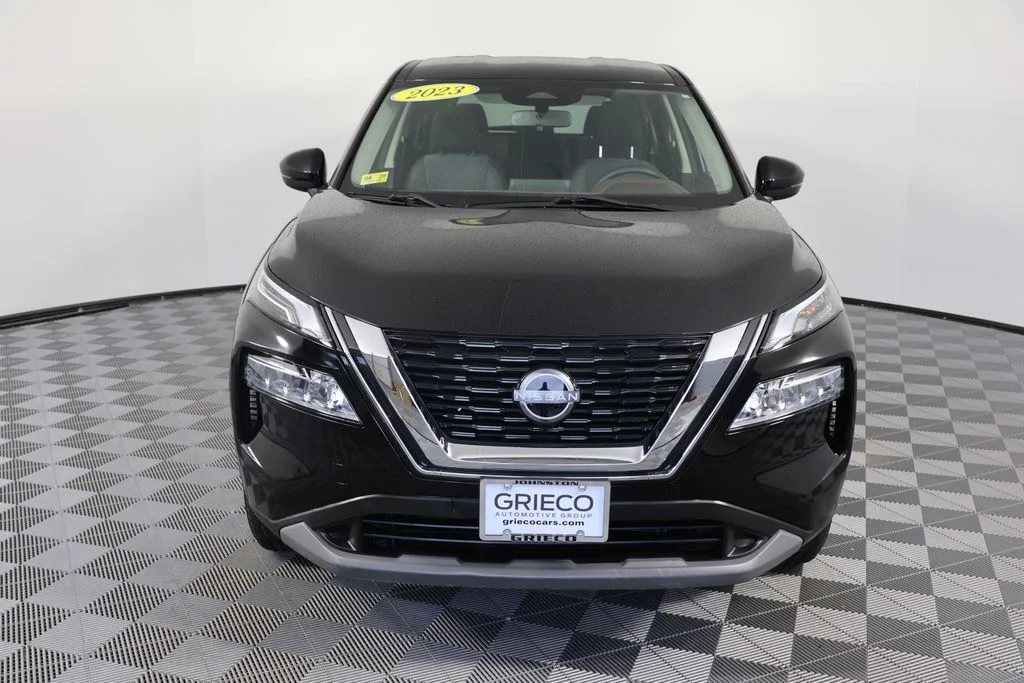 Used 2023 Black Nissan SV image 2