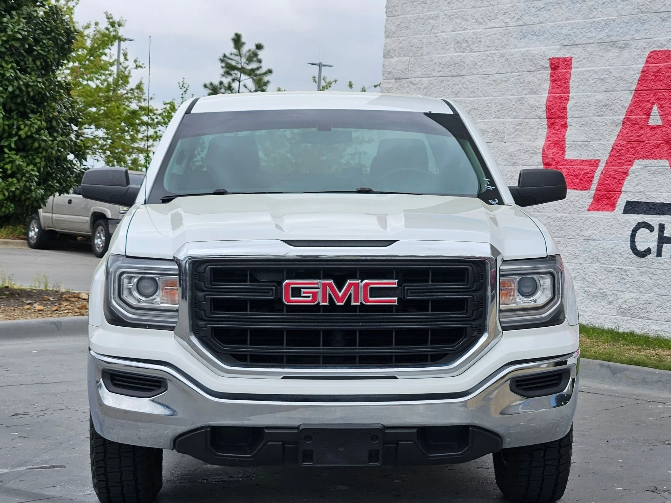 Used 2017 GMC Sierra 1500 Base with VIN 1GTR1LEC3HZ302768 for sale in Little Rock