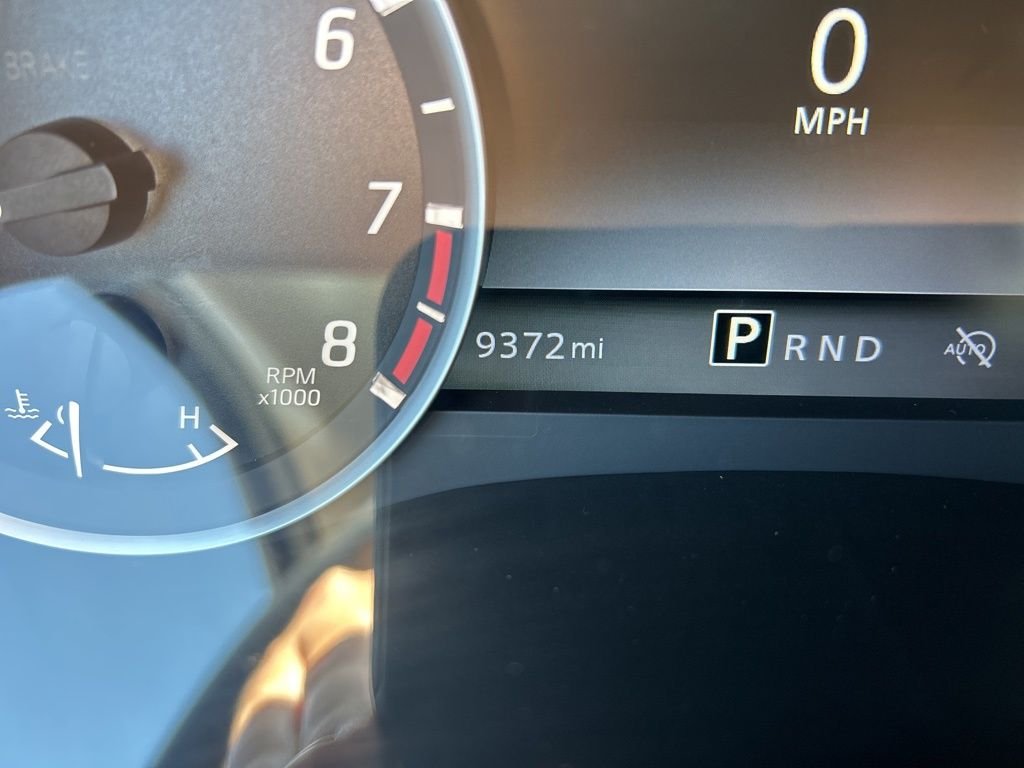 Used 2025 Gray Nissan SV image 27