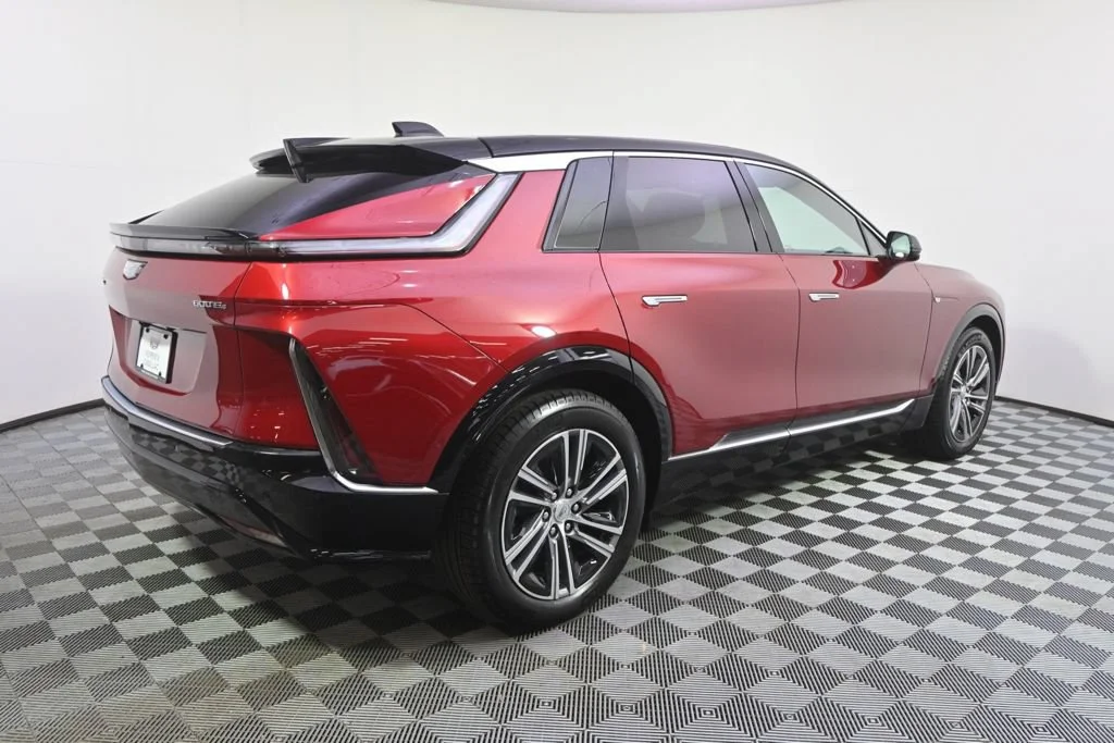 2026 Cadillac LYRIQ Luxury - Photo 7