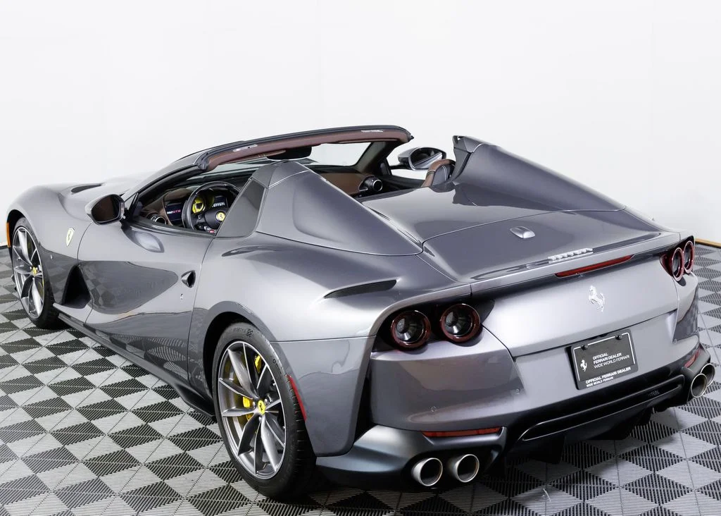 Certified Used 2022 Gray Ferrari Base image 17