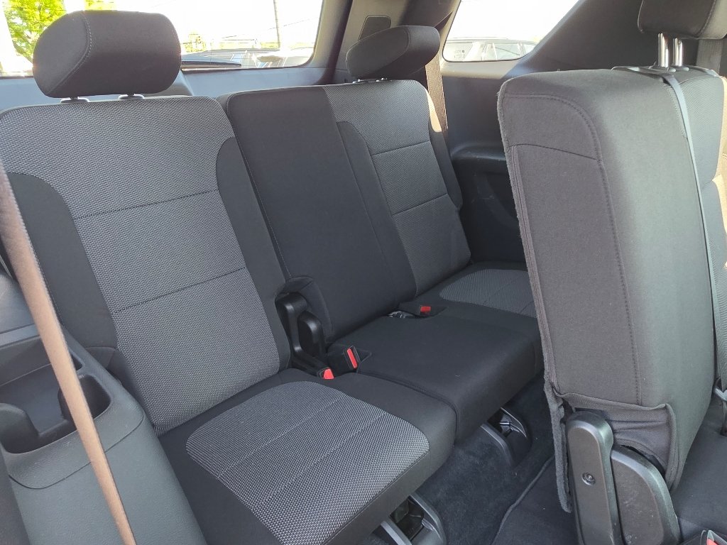 Used 2023 Summit White Chevrolet LT image 22