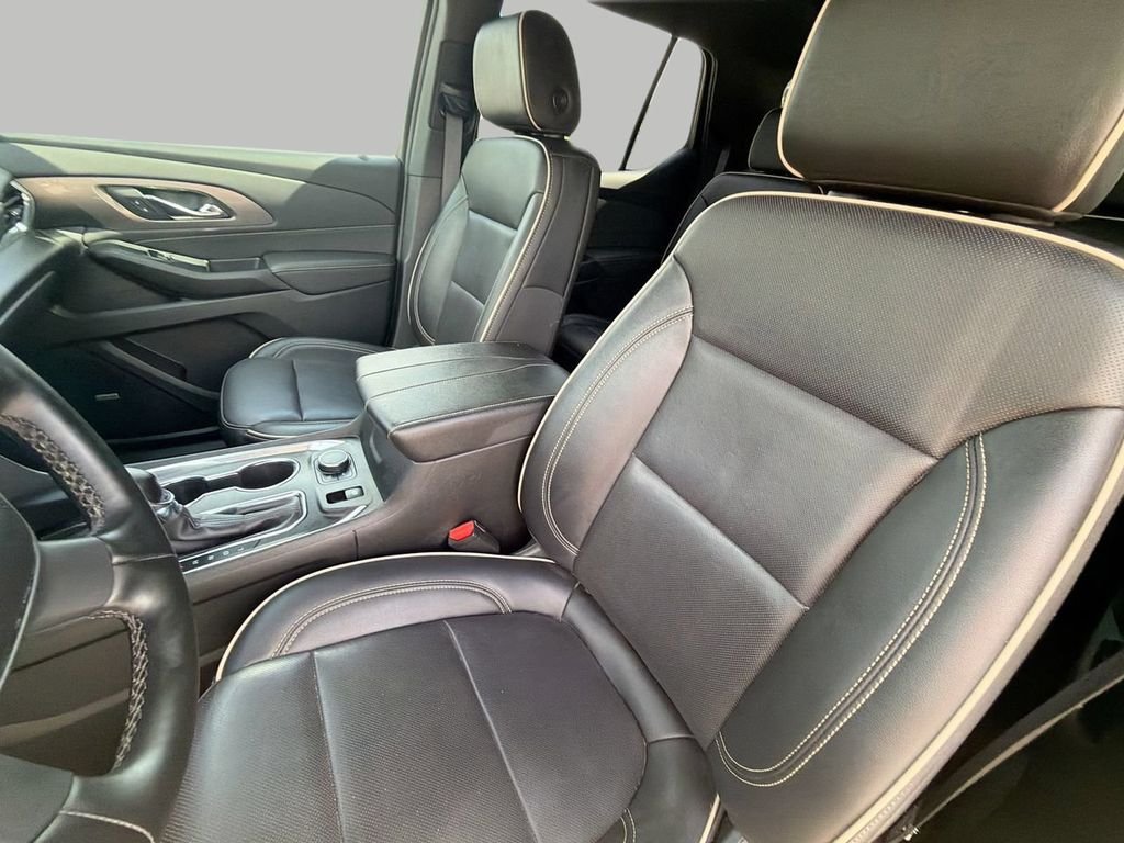 Used 2023 Black Chevrolet Premier image 18