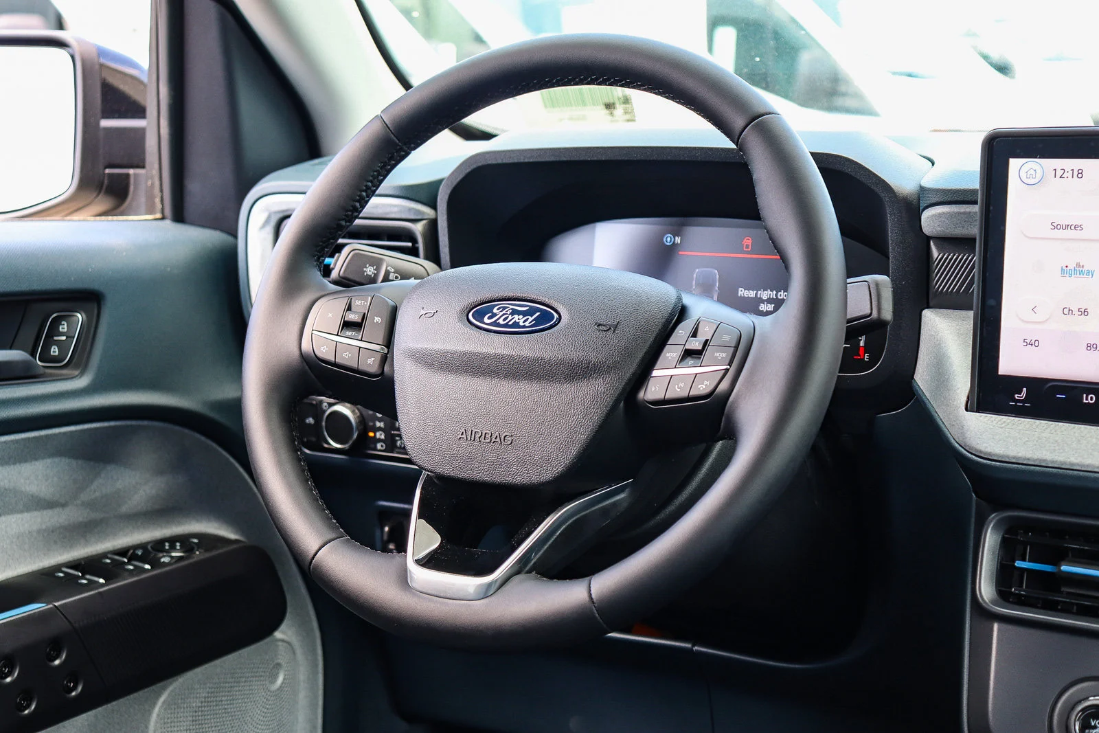 2025 Ford Maverick XLT - Photo 17